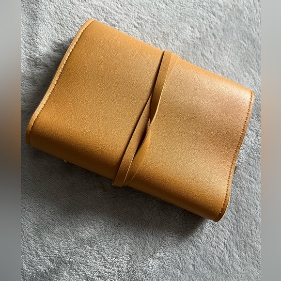 Glass Ladder & Co. Tech Pouch - Picture 3 of 9